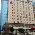 汉庭酒店(天津大学店)外观图 汉庭酒店(天津大学店)外观图