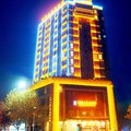 襄阳和驰上品大酒店外观图 襄阳和驰上品大酒店外观图