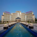许昌花溪中州国际大酒店外观图 许昌花溪中州国际大酒店外观图