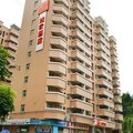 如家快捷酒店(深圳罗湖火车站店)外观图 如家快捷酒店(深圳罗湖火车站店)外观图