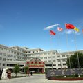 乃东雅砻河酒店外观图 乃东雅砻河酒店外观图