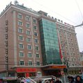 格林豪泰(上海武寧路鎮坪路地鐵站商務酒店)外觀圖 格林豪泰(上海武寧路鎮坪路地鐵站商務酒店)外觀圖