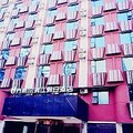 武汉乔希尔(武昌滨江假日店)外观图 武汉乔希尔(武昌滨江假日店)外观图