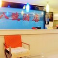 八号连锁酒店(深圳华强北店)外观图 八号连锁酒店(深圳华强北店)外观图