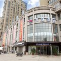 汉庭酒店(定远人民广场店)外观图 汉庭酒店(定远人民广场店)外观图