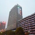 莫林风尚酒店(娄底步步高店)外观图 莫林风尚酒店(娄底步步高店)外观图