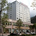 新汶川大酒店外观图 新汶川大酒店外观图