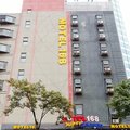 莫泰168(上海火车站店)外观图 莫泰168(上海火车站店)外观图