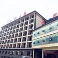 罗田薄刀峰茂源山庄酒店外观图 罗田薄刀峰茂源山庄酒店外观图