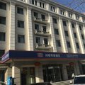 汉庭酒店(天津友谊路文化中心店)外观图 汉庭酒店(天津友谊路文化中心店)外观图