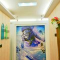南京木马太空舱公寓外观图 南京木马太空舱公寓外观图