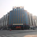 昆仑乐居商务酒店(温县店)外观图 昆仑乐居商务酒店(温县店)外观图