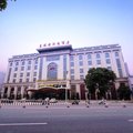 玉林万源国际大酒店外观图 玉林万源国际大酒店外观图