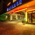 柏维风格酒店(濮阳火车站店)外观图 柏维风格酒店(濮阳火车站店)外观图