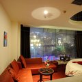 Q7江景酒店(重庆南滨路店)外观图 Q7江景酒店(重庆南滨路店)外观图