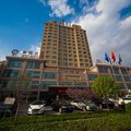 高碑店鹏达世纪酒店(保定)外观图 高碑店鹏达世纪酒店(保定)外观图