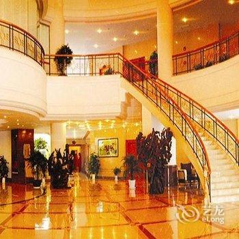 【吉林亚泰国际俱乐部】地址:净月经济开发区