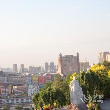 乌鲁木齐华凌雅高美爵大饭店酒店提供图片