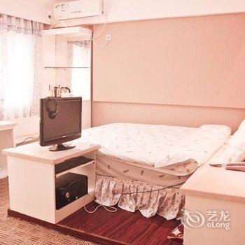 凤凰爱城小屋客栈用户上传图片