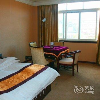 香格里拉沁鑫假日酒店酒店提供图片