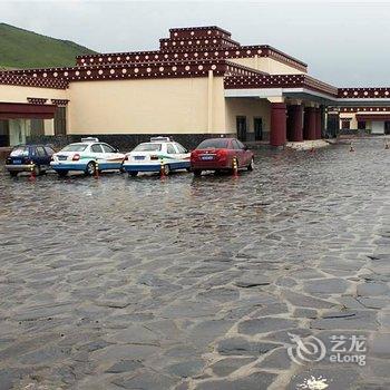 黄河第一湾大酒店(若尔盖)酒店提供图片