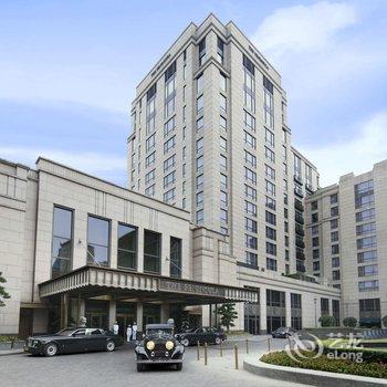 【上海半岛酒店】地址:黄浦区外滩中山东一路