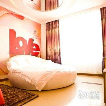 梅河口红玫瑰情侣酒店酒店提供图片