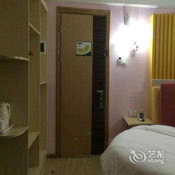 星座主题酒店(珠海金鼎北站店)用户上传图片