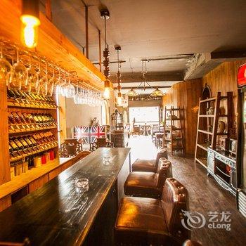 久栖·凤凰私享家(江景店)酒店提供图片