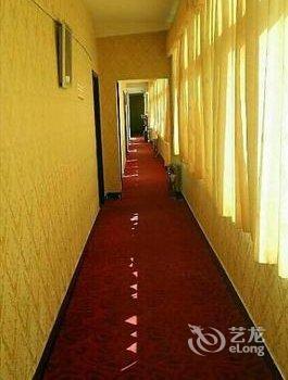 西藏八宿县政府宾馆酒店提供图片