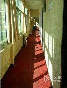 西藏八宿县政府宾馆酒店提供图片