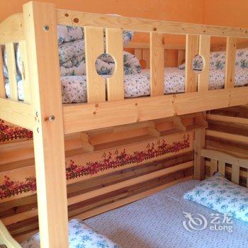 凤凰浪漫满屋驿站酒店提供图片