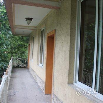 都江堰虹口承露山庄酒店提供图片
