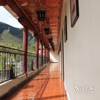 新都桥行者驿(藏式家庭旅馆)酒店提供图片