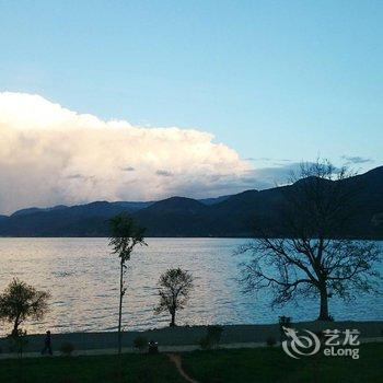 丽江泸沽湖静水流深客栈酒店提供图片