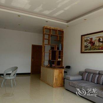 【涠坑村怡景小栈】地址:涠洲岛下近东13号(洲岛象品牌设计包装设计图片
