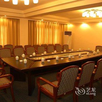 峨眉山金佛宾馆酒店提供图片