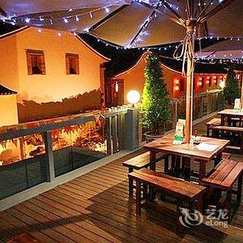 石屏名典假日酒店酒店提供图片