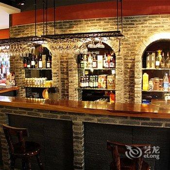 Q+桂林九龙客栈(两江四湖店)酒店提供图片