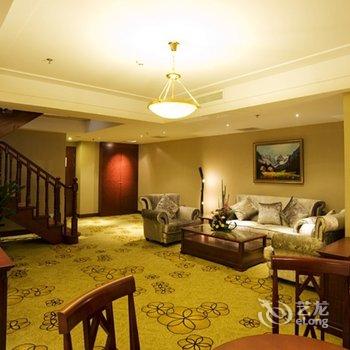 重庆华地王朝华美达广场酒店酒店提供图片