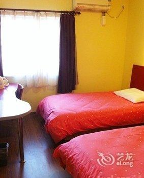 ��ҿ�ݾƵ�(��³ľ���վ��һ��԰��)�Ƶ��ṩͼƬ