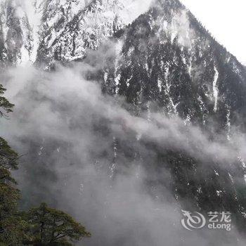 贡山旺咱卡酒店酒店提供图片