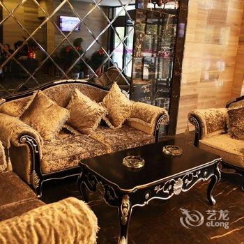 【岳阳普罗旺斯假日酒店】地址:青年东路富兴