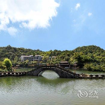 常山湖中居大酒店酒店提供图片