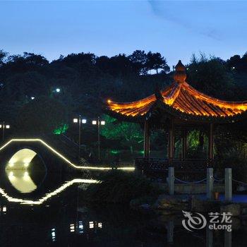 常山湖中居大酒店酒店提供图片