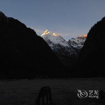 雨崩村雪龙客栈酒店提供图片