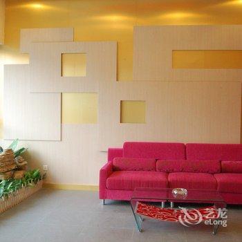 佳泰连锁商务宾馆(海城时尚店)酒店提供图片