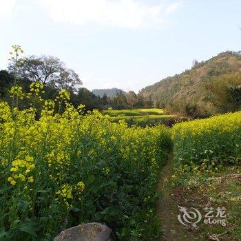 歙县深渡墨人居农家乐用户上传图片