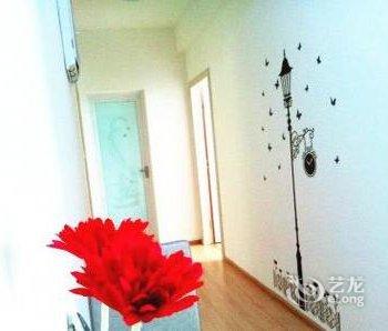 【武汉半橙公寓(才华名苑店)】地址:四美塘友谊