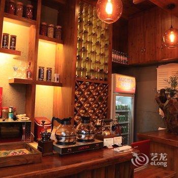 久栖·张家界加州时光咖啡旅馆酒店提供图片